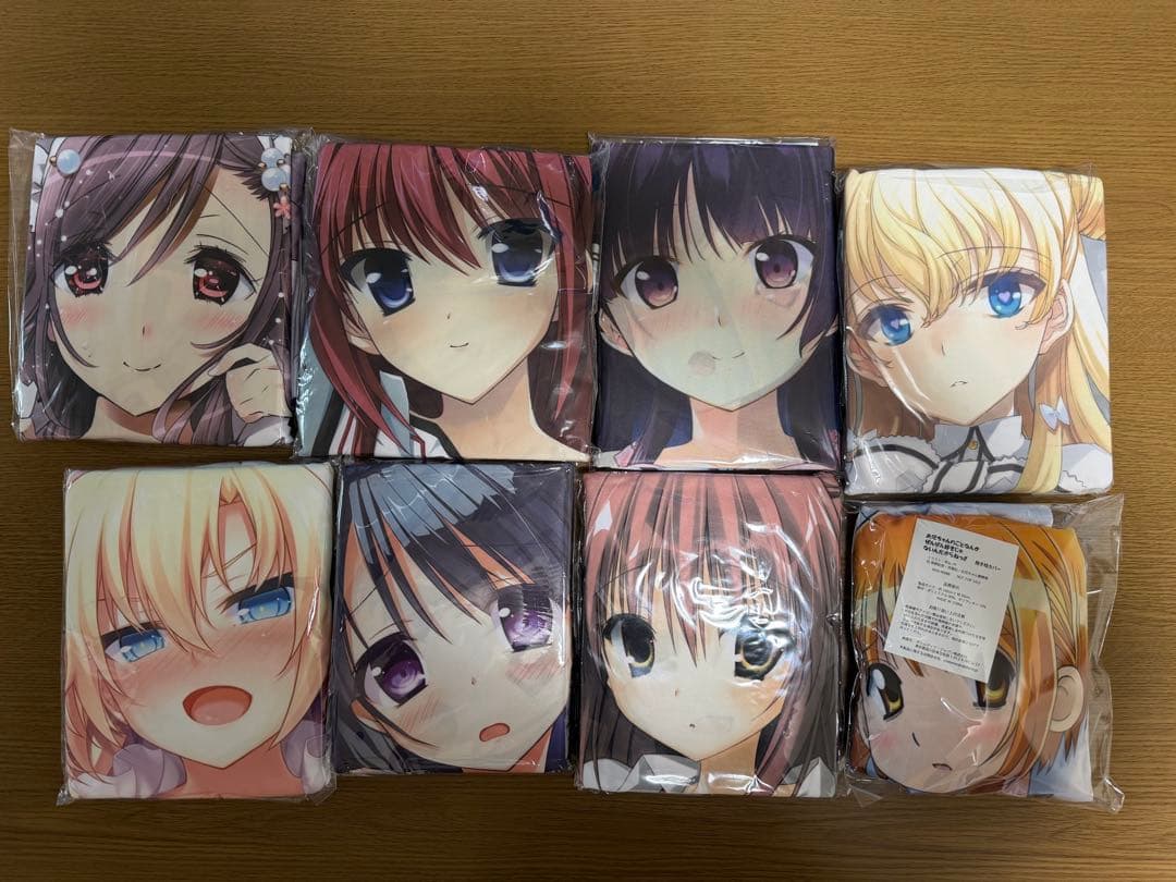 【ほぼ未開封品】　ソフマップ特典　抱き枕カバー　16点セット