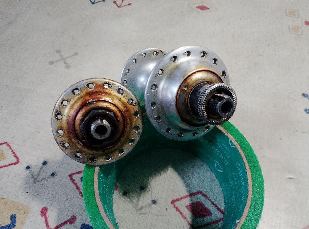 ハブ Campagnolo RECORD 32H 約99/128mm