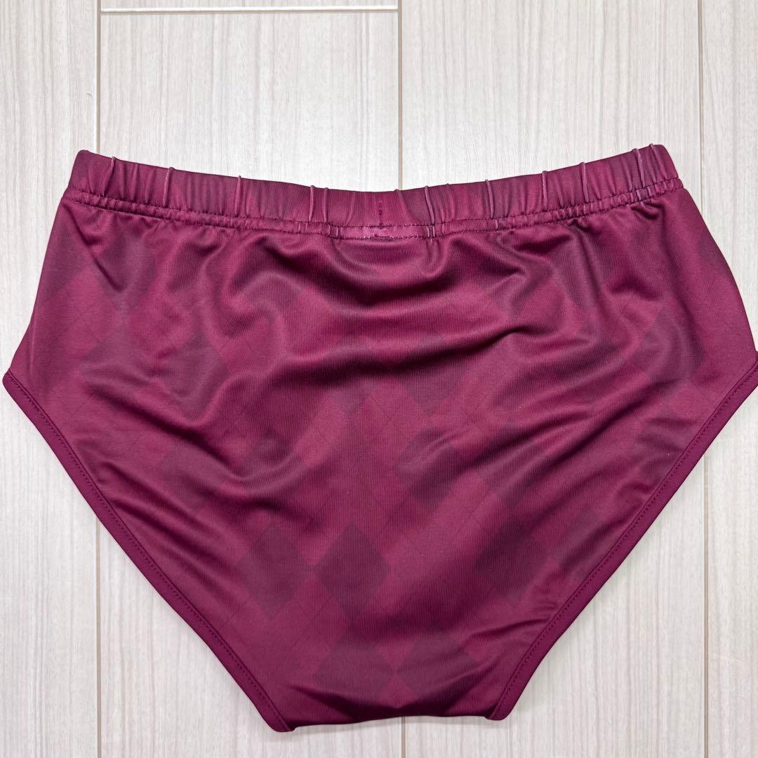 ニューバランス　女子陸上レーシングショーツ　エンジ(アーガイル)　Mサイズ　新品