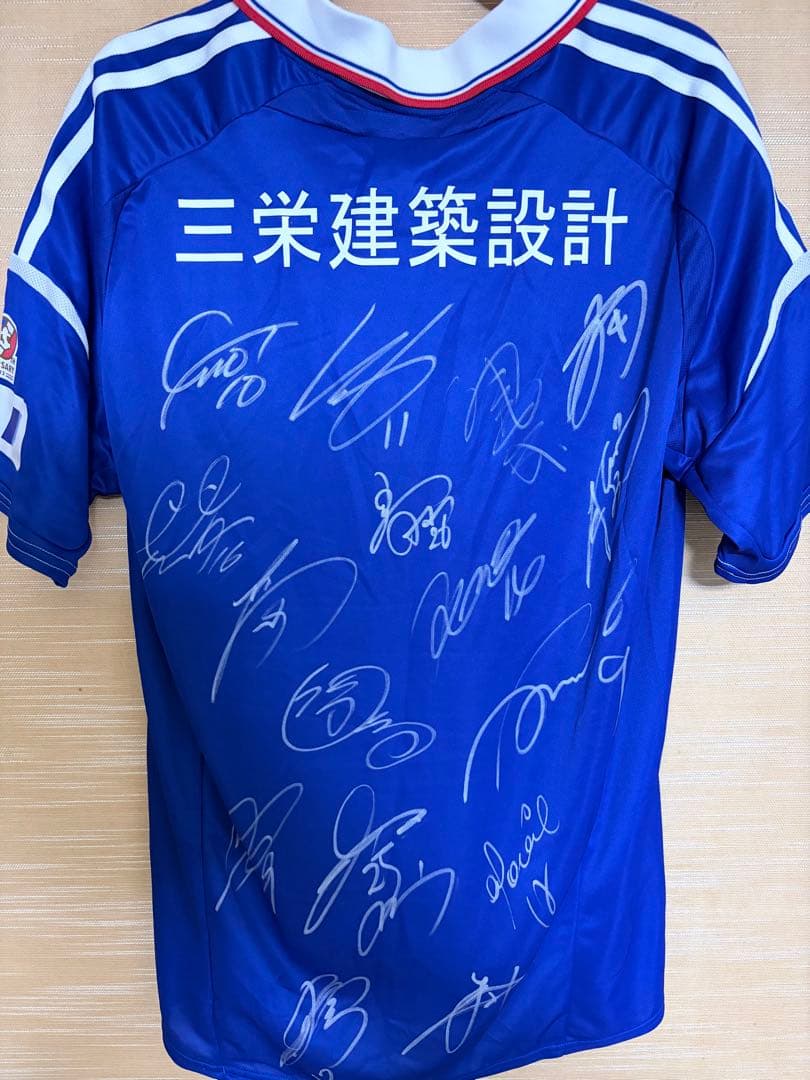 横浜Fマリノス　adidas サッカーシャツ サイン入りユニフォーム