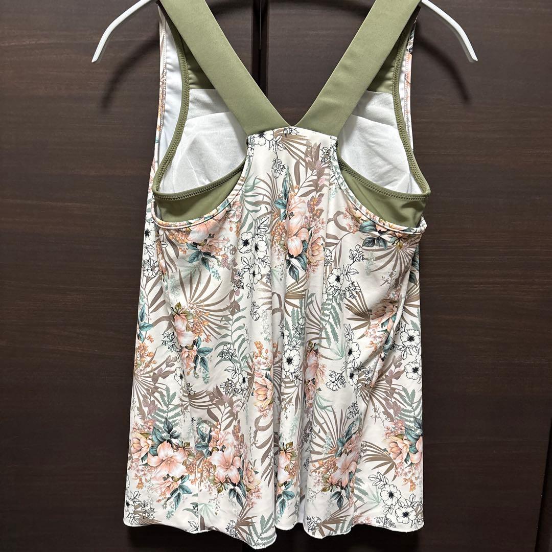 ALBOVE 花柄ストレッチヨガタンクトップ