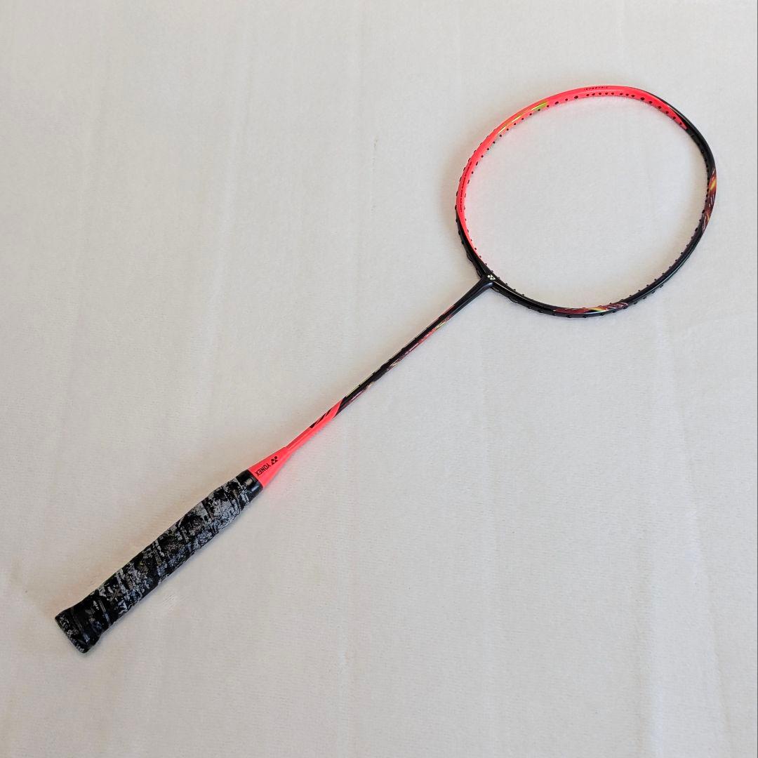 ヨネックス ASTROX 77 シャインレッド 4UG5 アストロクス