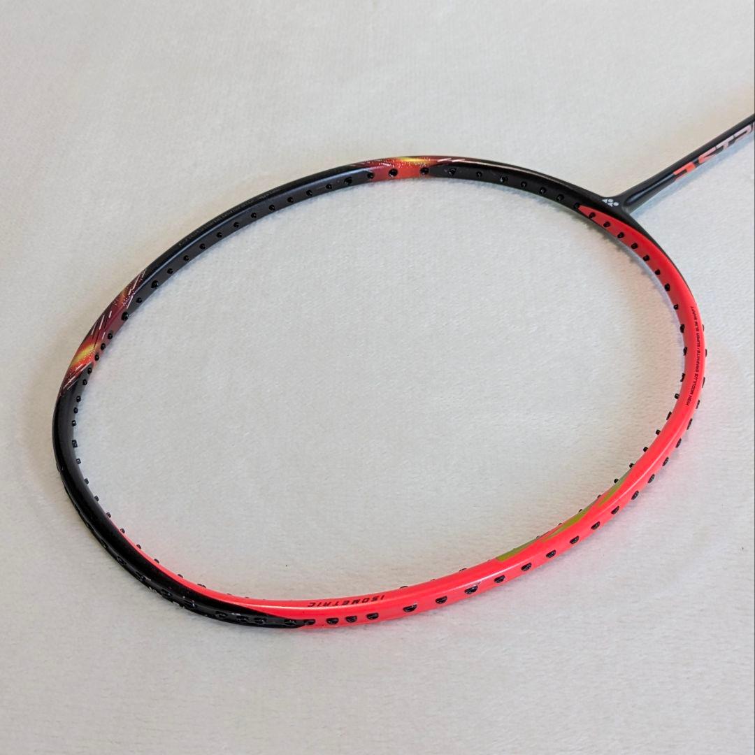 ヨネックス ASTROX 77 シャインレッド 4UG5 アストロクス