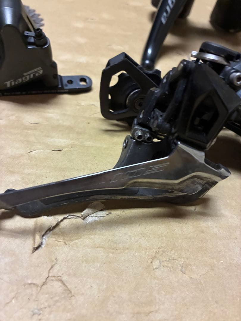 R*N様 Shimano Tiagraミックス 油圧10s コンポーネント グル