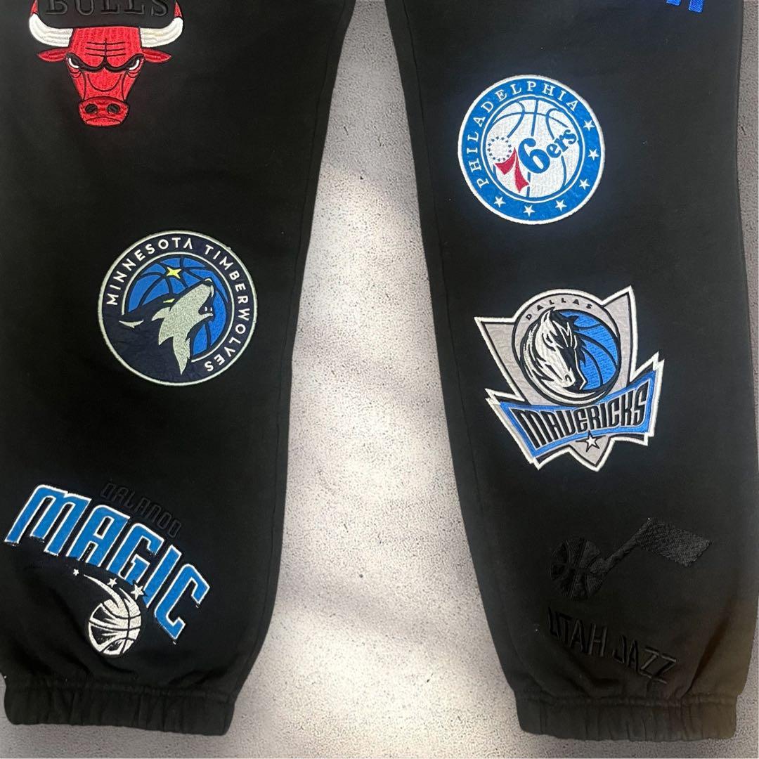 月*日様 【希少】NBA/エヌビーエー チームワッペン刺繍 裏毛 スウェットパン