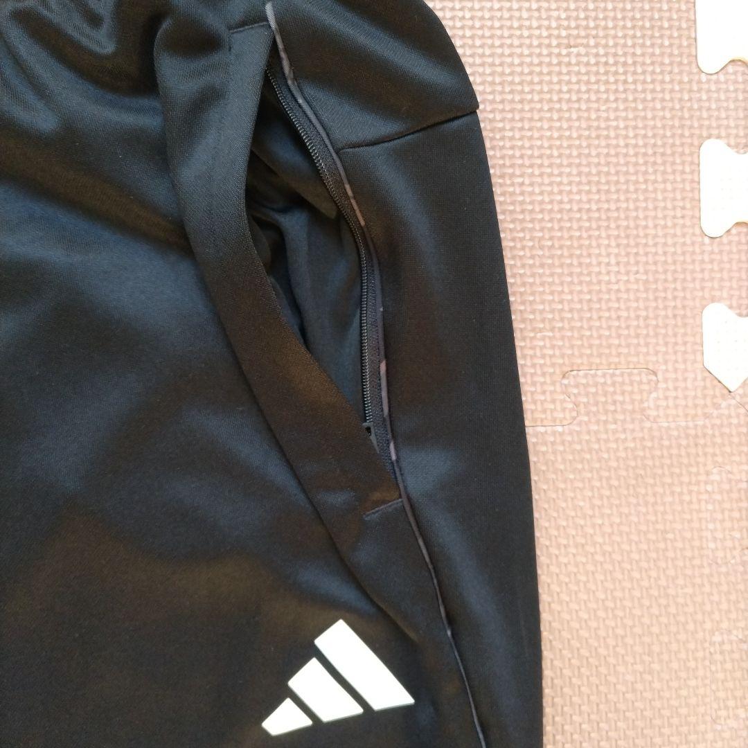 【新品未使用】アディダス エッセンシャルズ カモパンツ　ロングパンツ　2XL