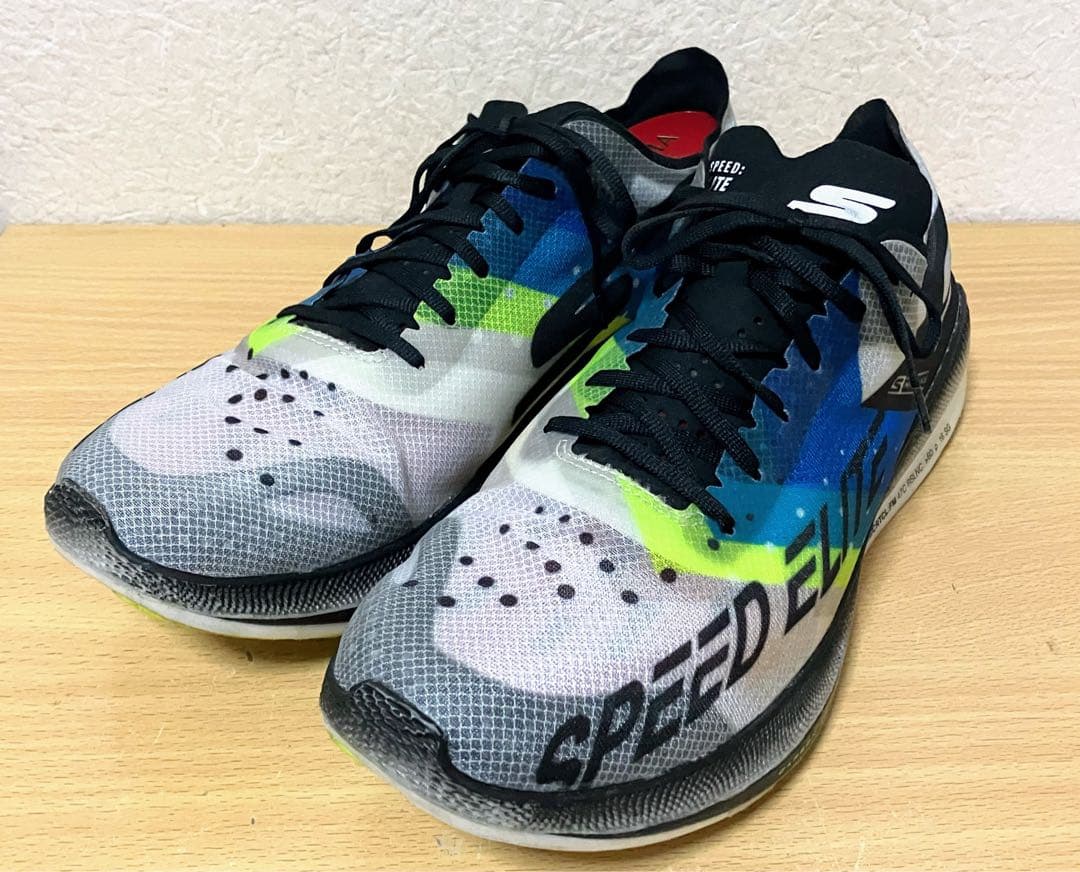 ★スケッチャーズ GO RUN SPEED ELITE HYPER カーボン