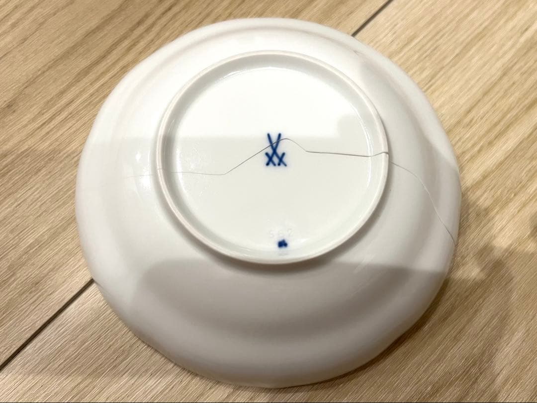 割れ有　マイセンのお皿