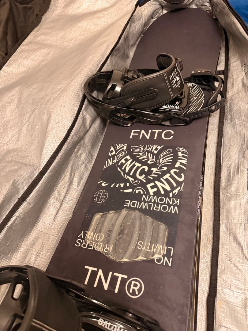 FNCTC TNT スノーボード 、ビンディング