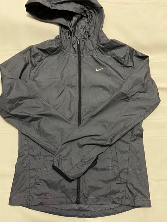 【ナイキ】NIKE ウインドブレーカー 美品