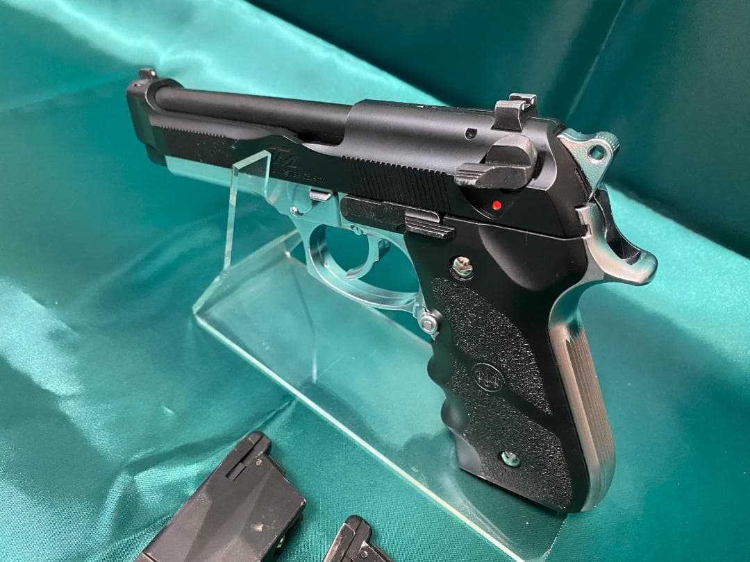 【限定値下！】東京マルイ　M92F タクティカルマスター　ガスブロ　予備マグ付き