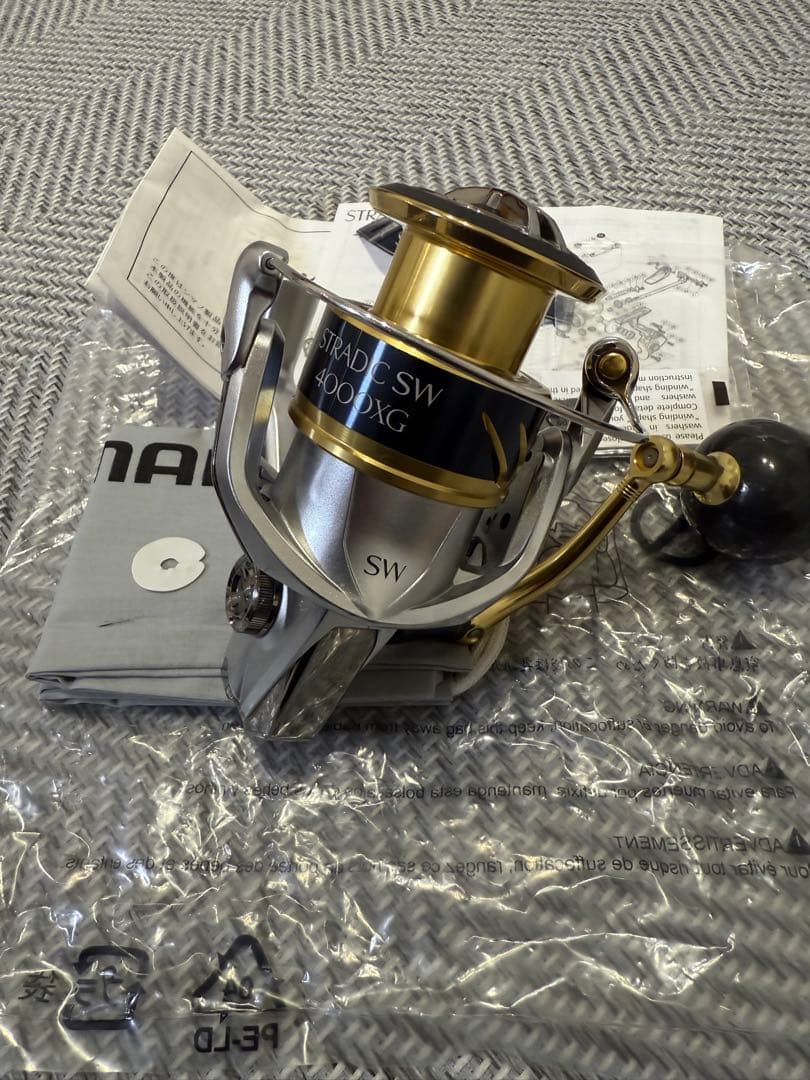 STRADIC SW 4000XG スピニングリール