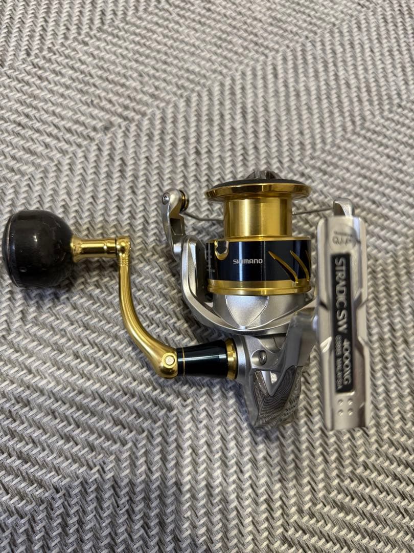 STRADIC SW 4000XG スピニングリール