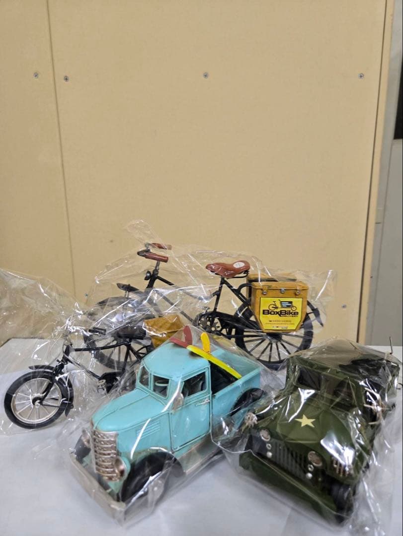ブリキ　おもちゃ　ミニカーセット 4台セット