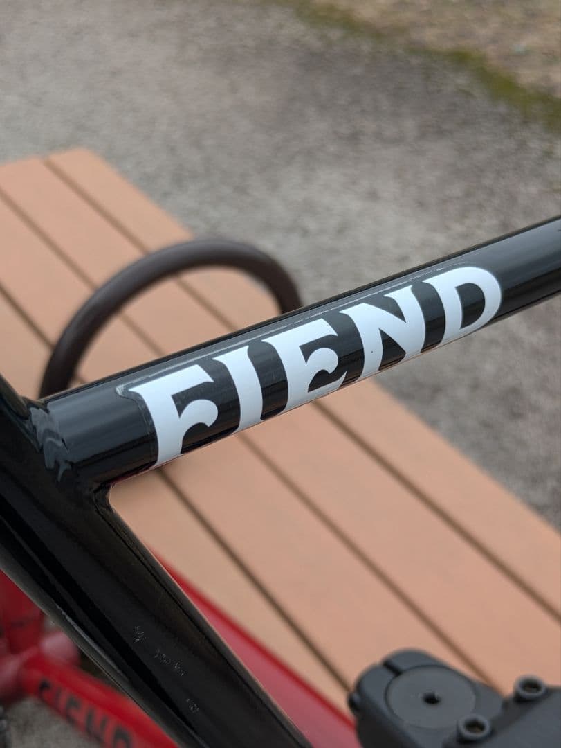 FIEND Type o 　BMX ２０インチ