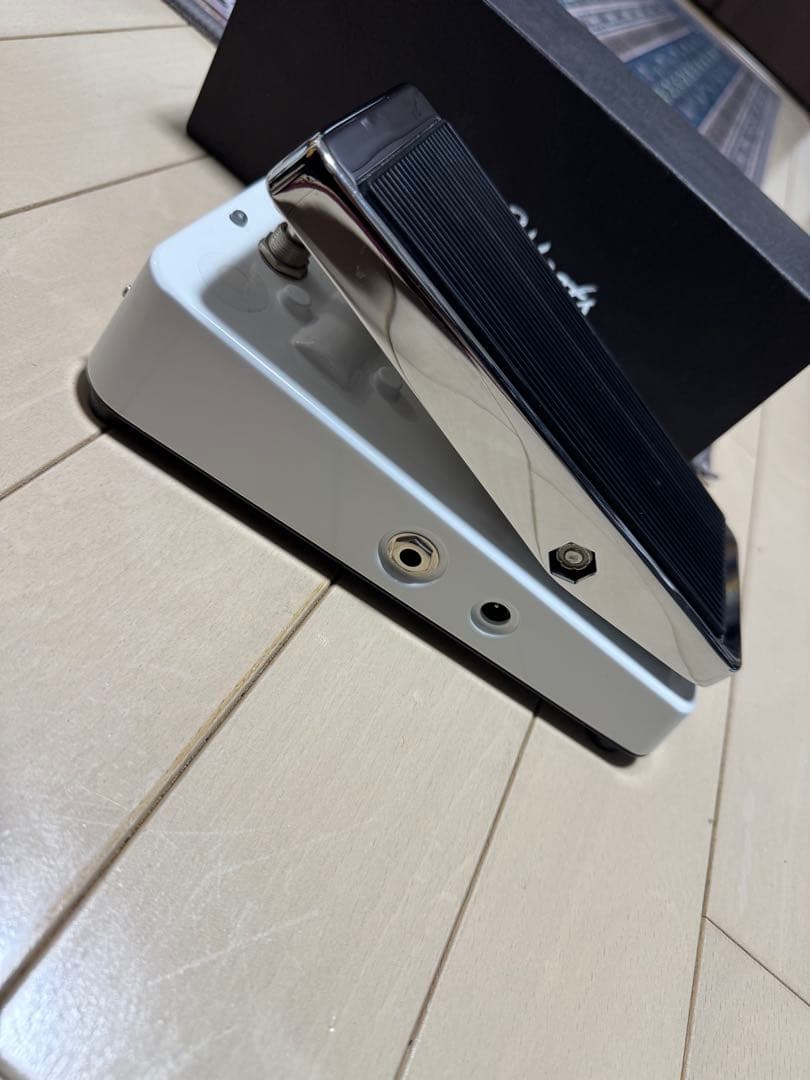 早いもの勝ち！Xotic エキゾチック エフェクターワウペダル Wah XW-1
