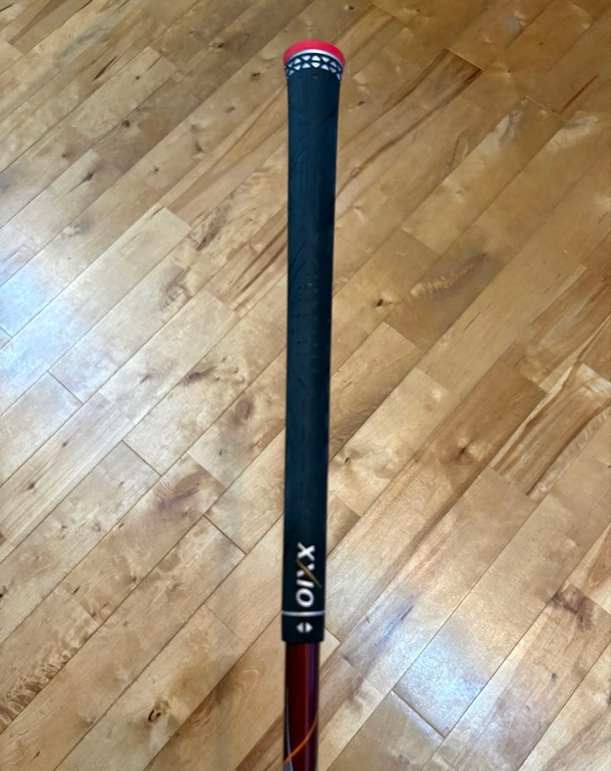 XXIO 10 レッド　6番アイアン　Rシャフト。