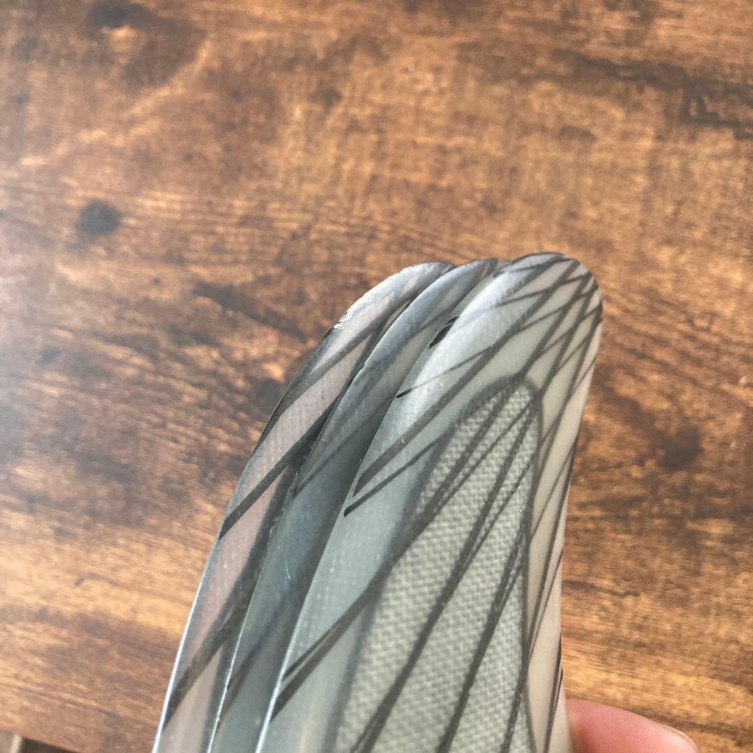 FCS II Carver サーフボードフィン Medium