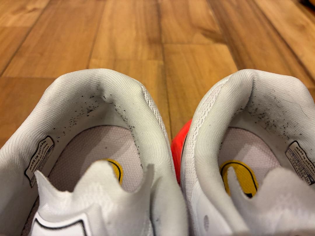 Mizuno バレーボールシューズ ホワイト・オレンジ