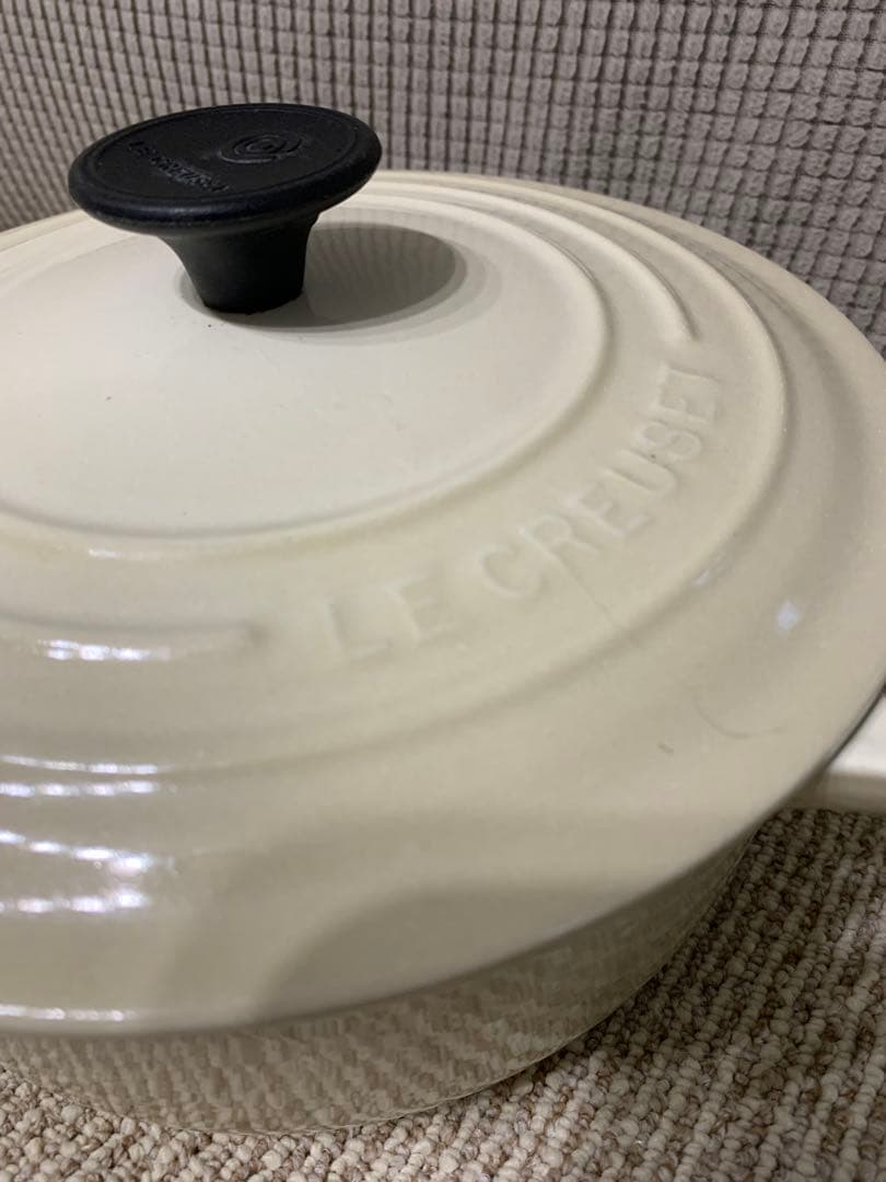 LE CREUSETココットロンド20ルクルーゼアイボリー 両手鍋
