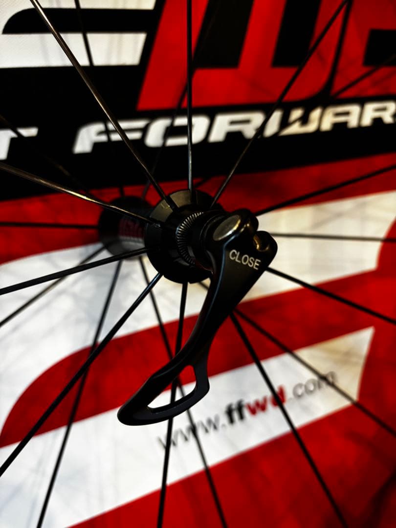 FFWD F3R FCC スターラチェット54T このまま乗れます