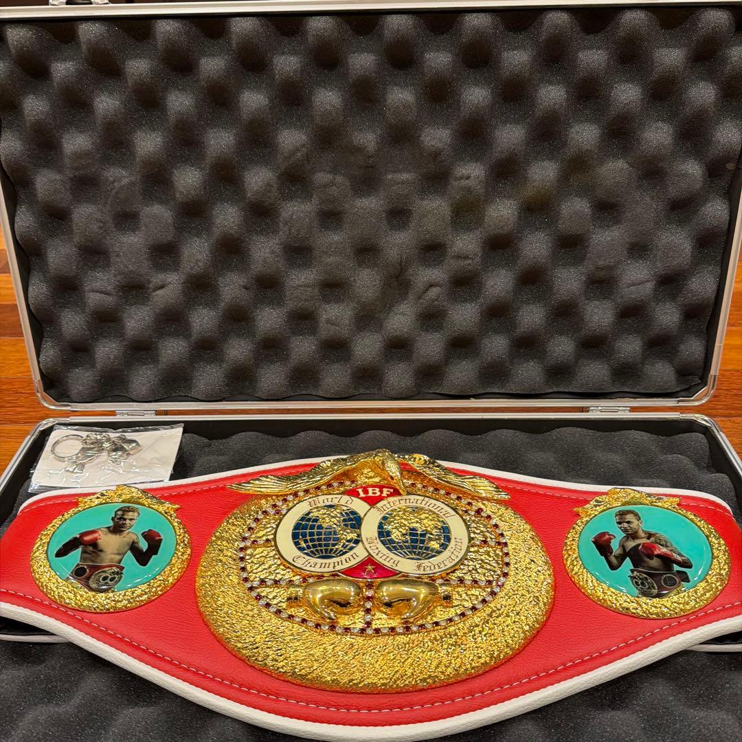 IBF 世界チャンピオンベルト