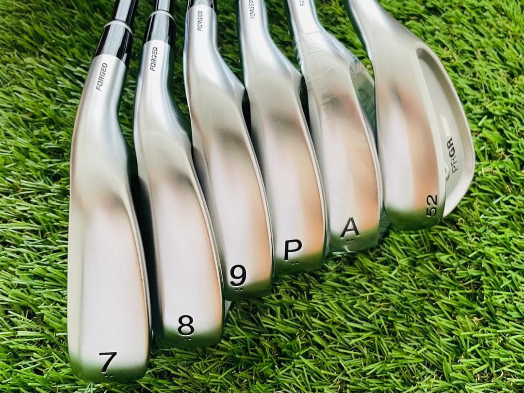 未使用に近い）PRGR 04アイアン　7-52度の6本セット