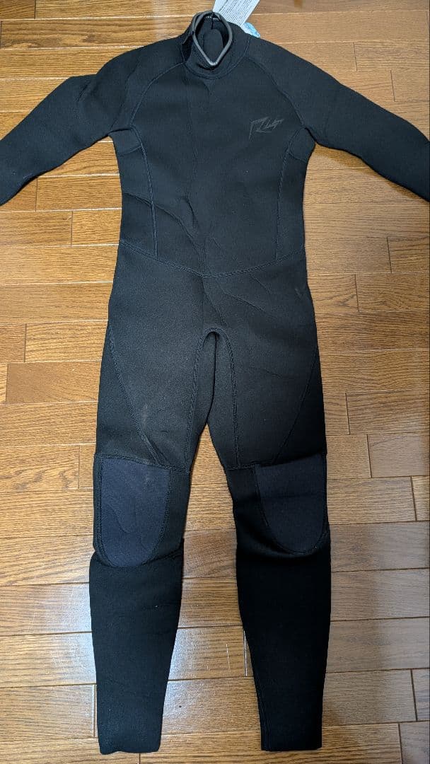 新品未使用 FELLOW 3mm フルスーツ ML メンズ 膝パッド付