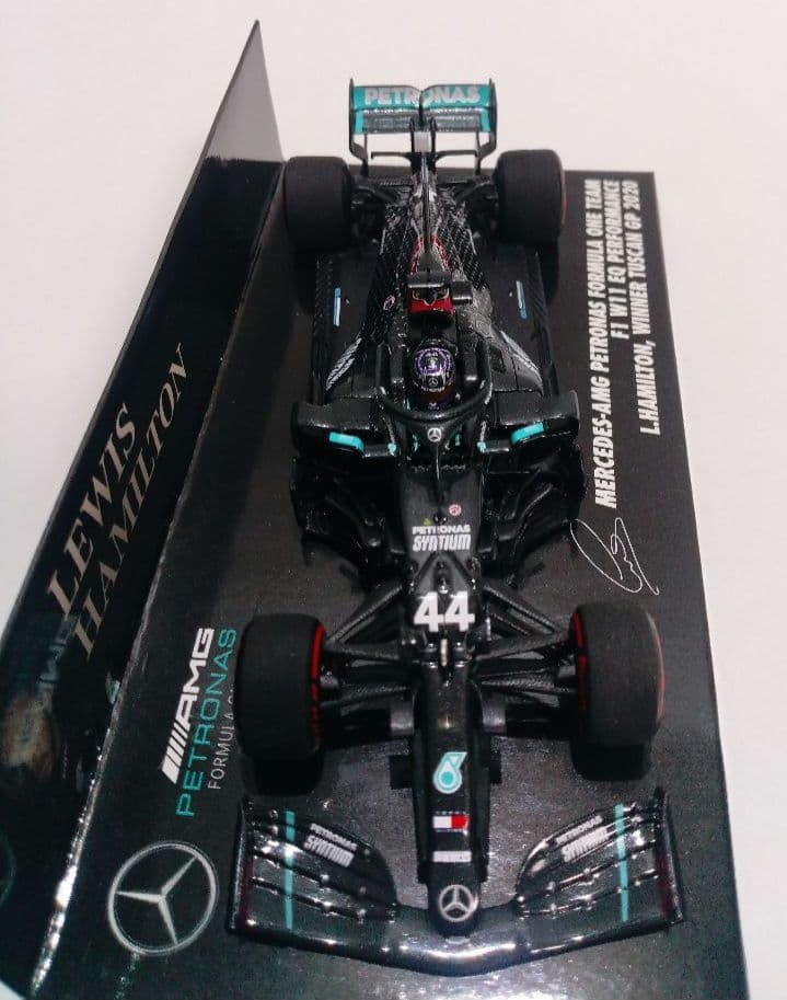 MINICHAMPS 1/43 メルセデス AMG W11 HAMILTON