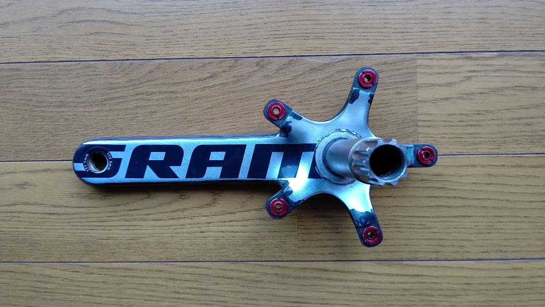 スラム レッド(SRAM RED) クランク