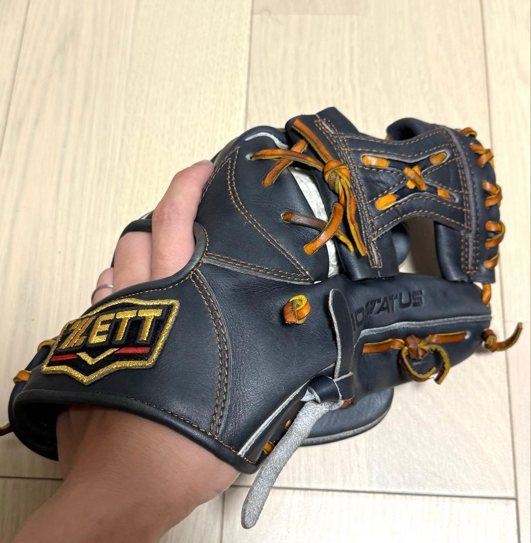 ZETTプロステイタス軟式内野用グラブ