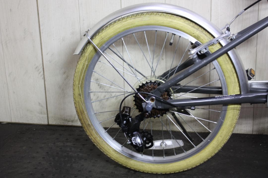 オオトモ製カノーバーPANDORA 20インチ7速 410mm minivelo