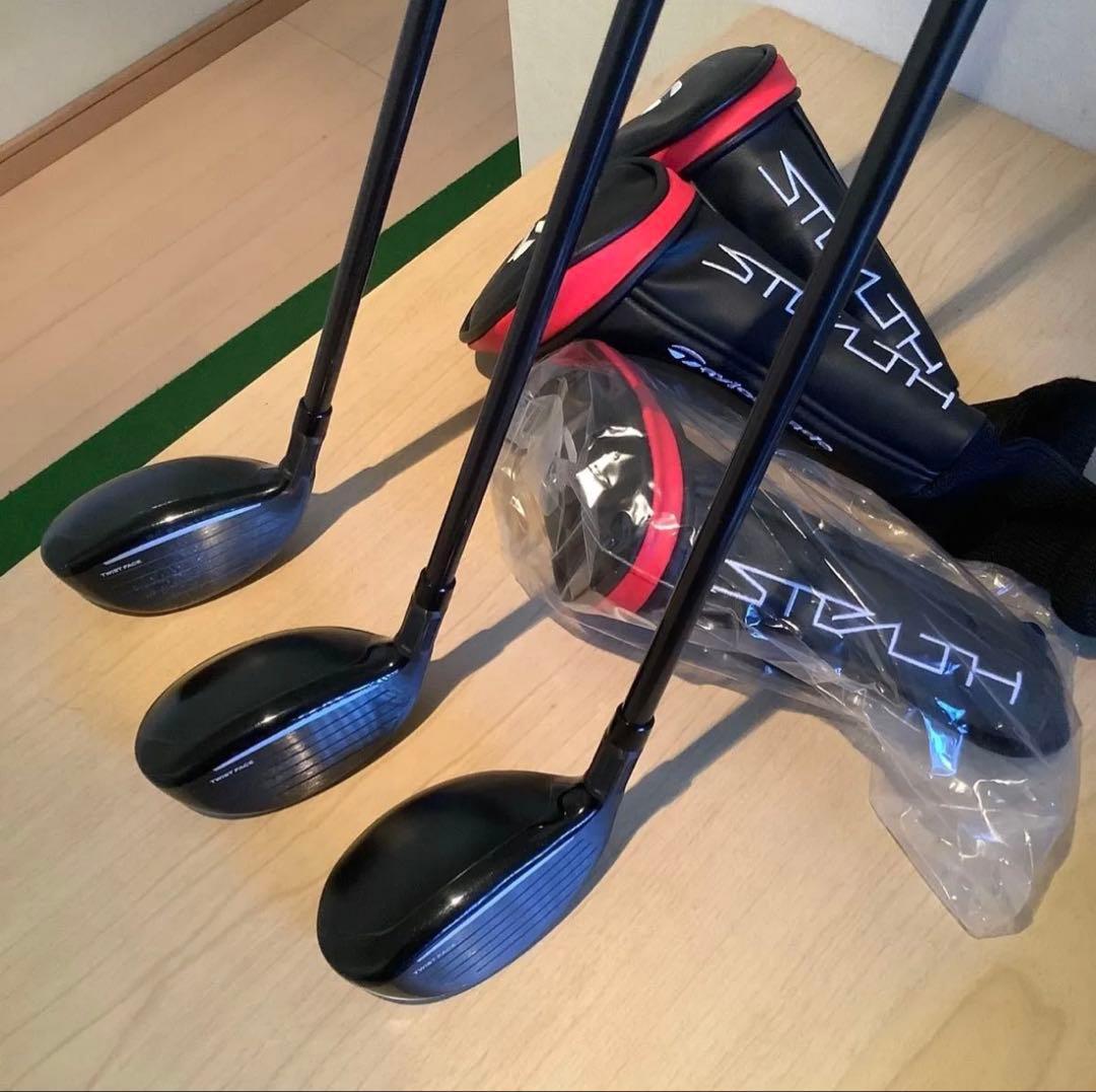 ☆TaylorMadeステルスユーティリティ純正カーボンＳ未使用ヘッドカバー☆