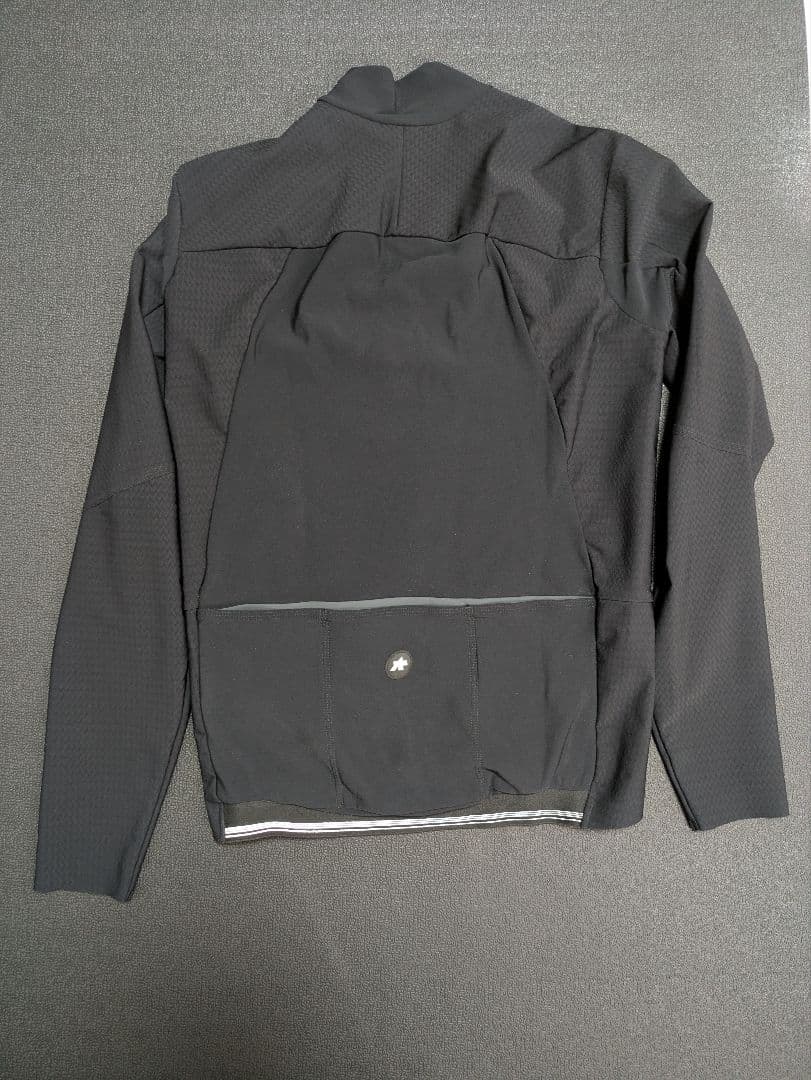 ASSOS　EQUIPE R HABU WINTER JACKET サイズS