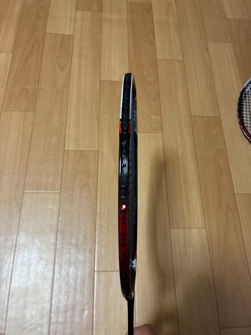 ヨネックス　バドミントンラケットVoltric 70 1本3U 2本4U