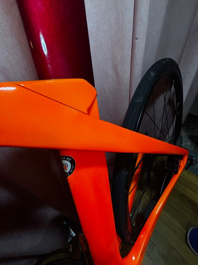 Trek ロードバイク オレンジ