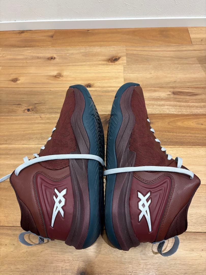 ASICS ノヴァサージ3 28.5cm