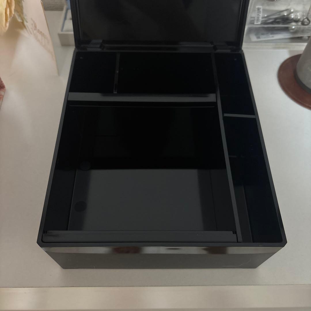 CHANEL ミラー付きメイクボックス