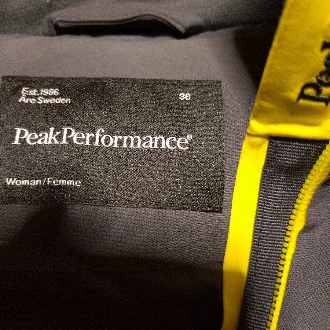 Peak Performance スノージャケット M相当サイズ