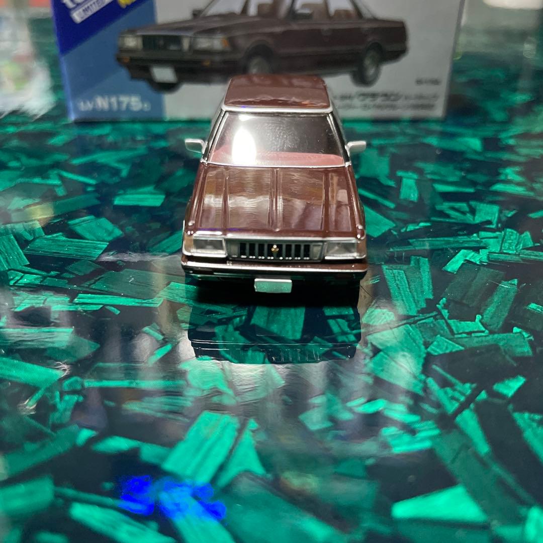 クラウン　ハードトップ　ミニカー