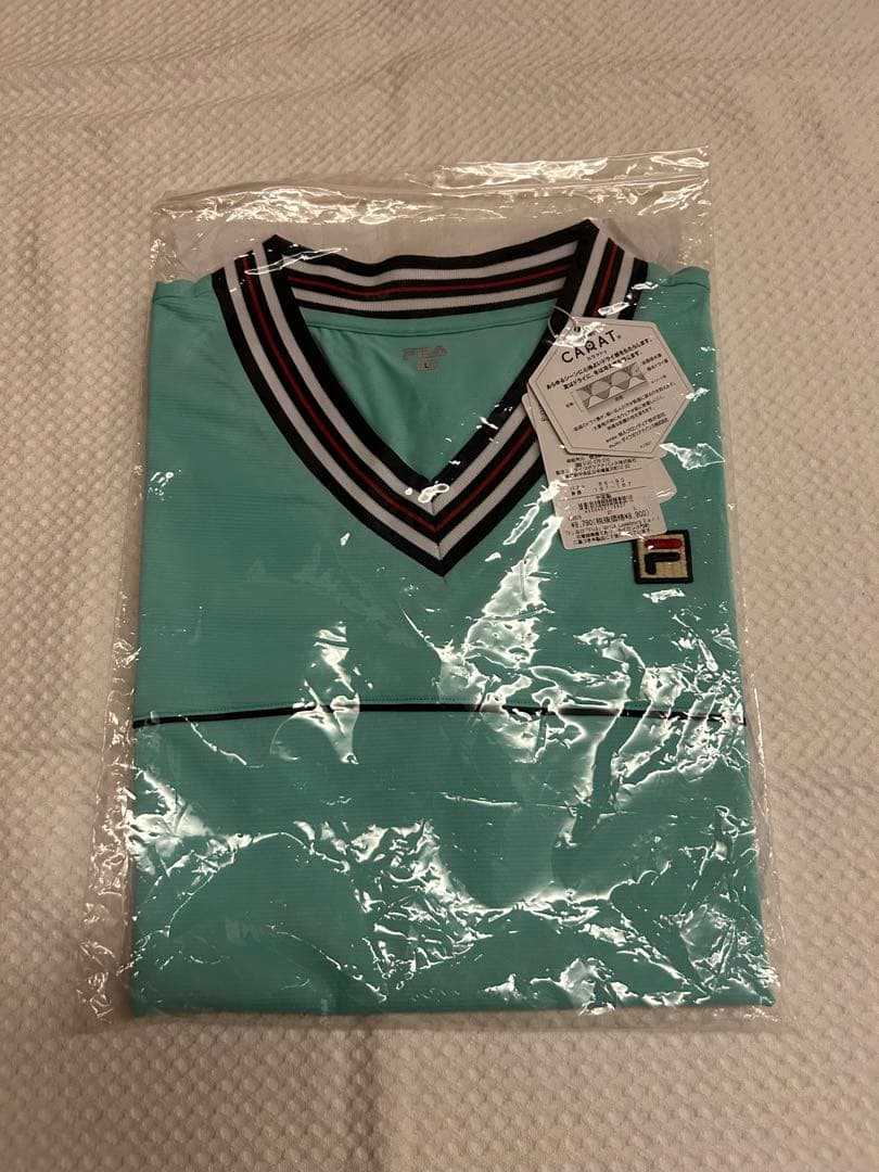 フィラ　テニスウェア　緑色トップス　Lサイズ　新品