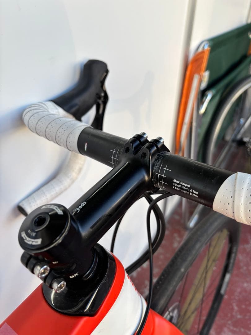 直接お渡し歓迎 カーボン 完成車 Farna Pro Aero Disc 540