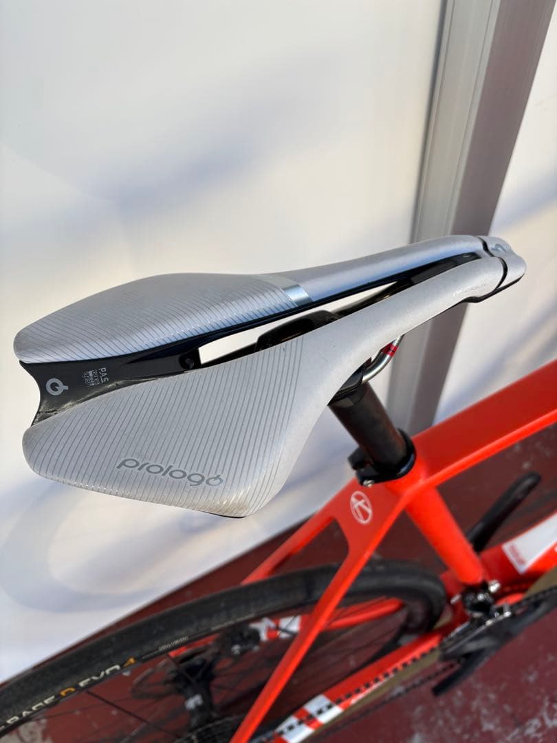 直接お渡し歓迎 カーボン 完成車 Farna Pro Aero Disc 540