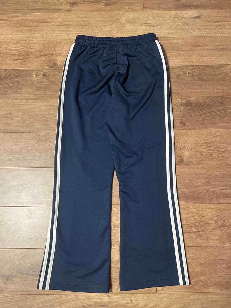 adidas originals トラックジャージ