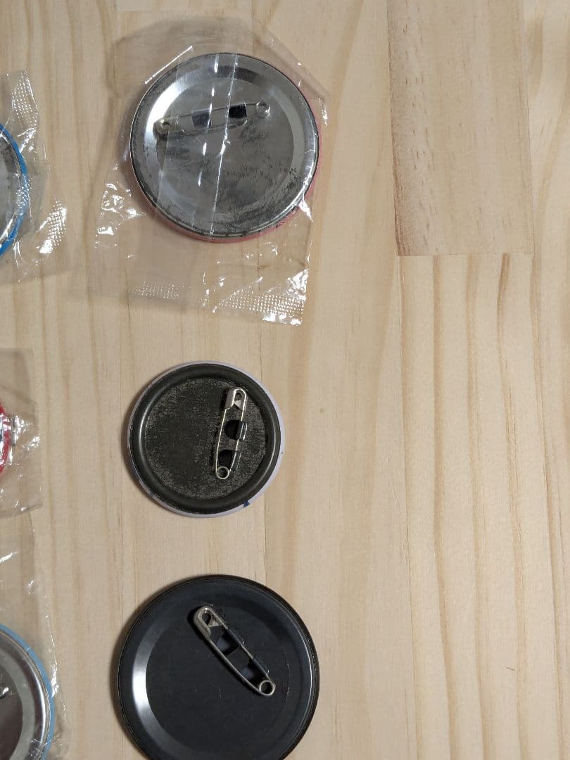 ナムコ等のレトロゲーの缶バッジ　１０個セット