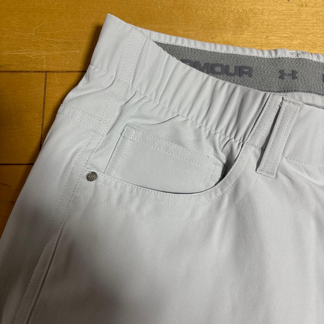 未使用　アンダーアーマー　ゴルフ 4WAYストレッチパンツ ホワイト M