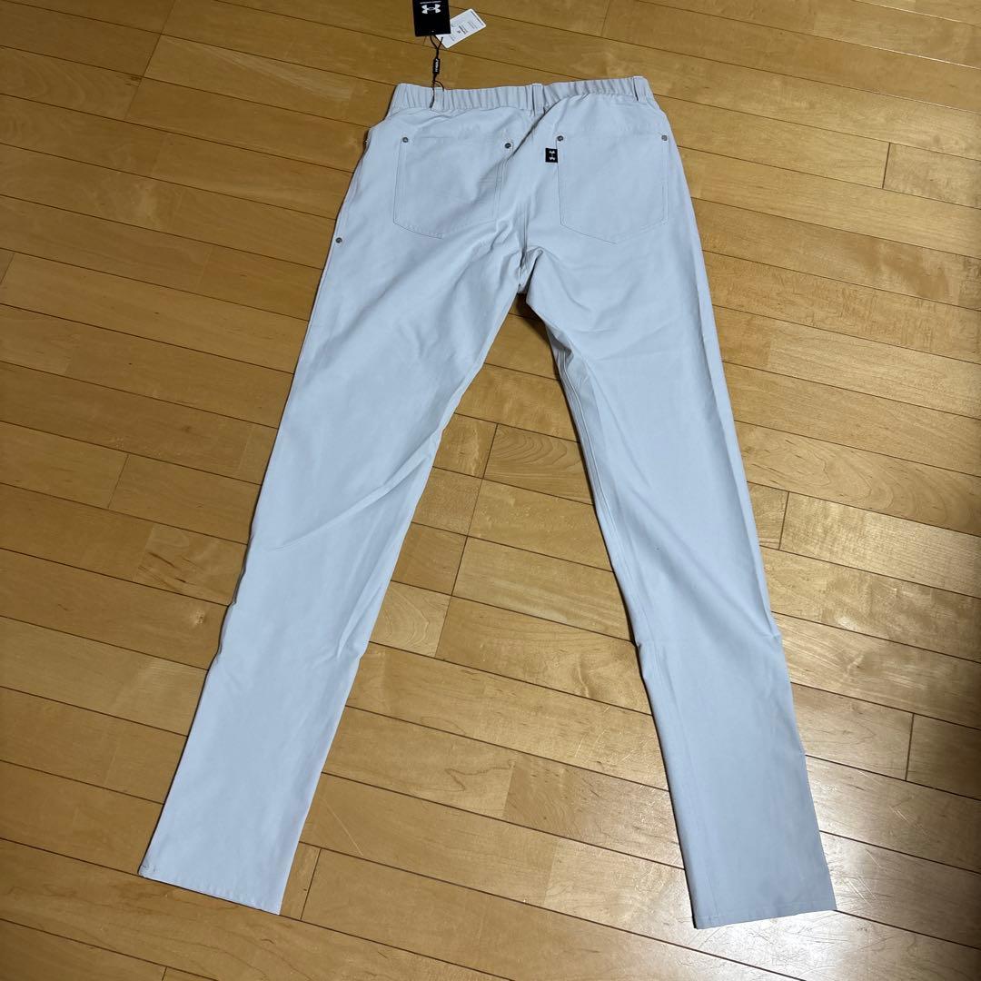 未使用　アンダーアーマー　ゴルフ 4WAYストレッチパンツ ホワイト M