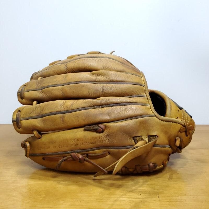 ミズノ 井端弘和モデル ダイアモンドマスター 限定品 内野用 軟式グローブ