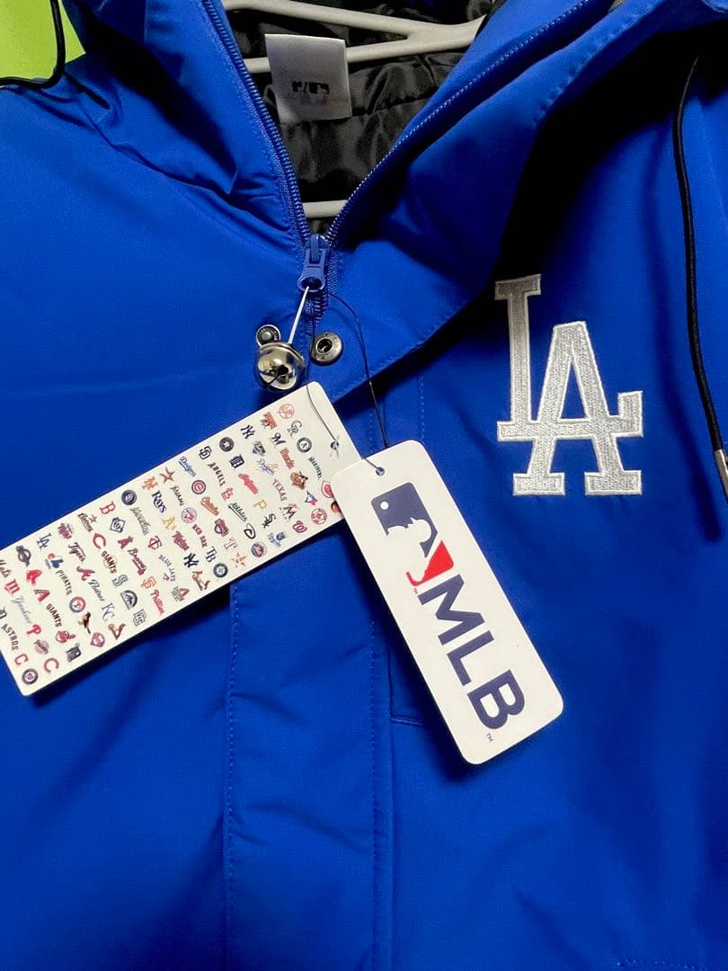 MLB Dodgers ジャケット　ドジャース　ダウン　新品　大幅値下げ