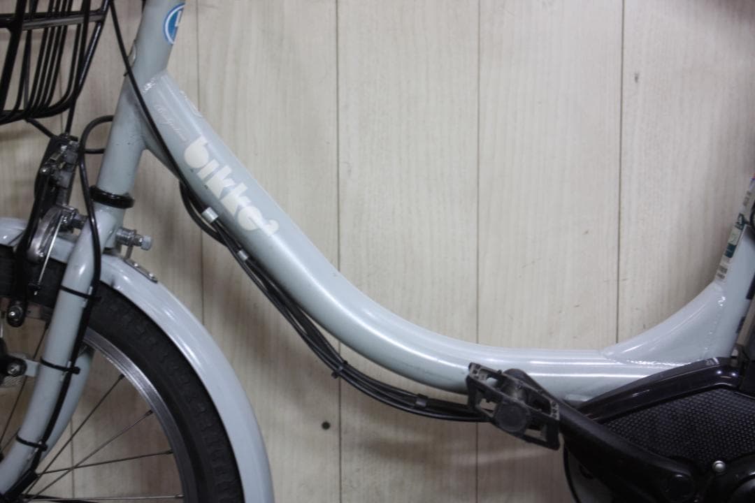 C*j様 ブリヂストン bikke 2 e BK086 20型8.7AH 3段L